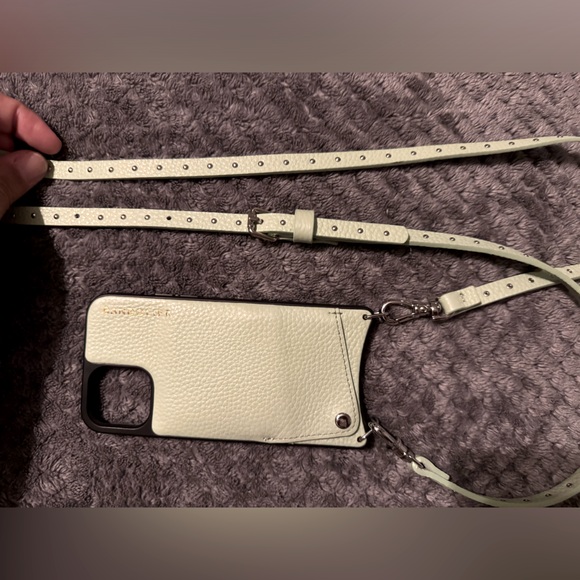 Bandolier - 📱Apple IPhone 11 Pro - Phonecase (Worn) - Picture 8 of 15